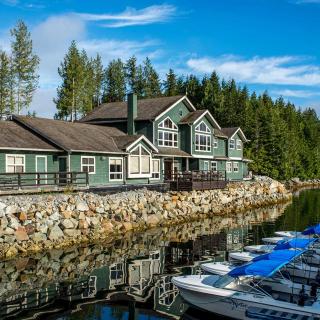 Shearwater Resort